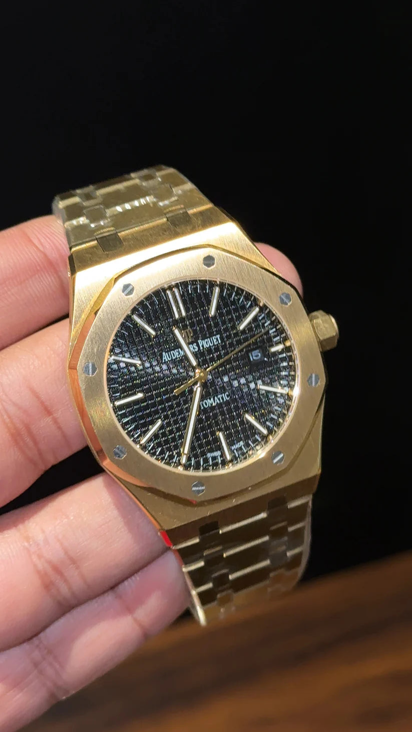 AP Auto | Gold Chain | Black Dial